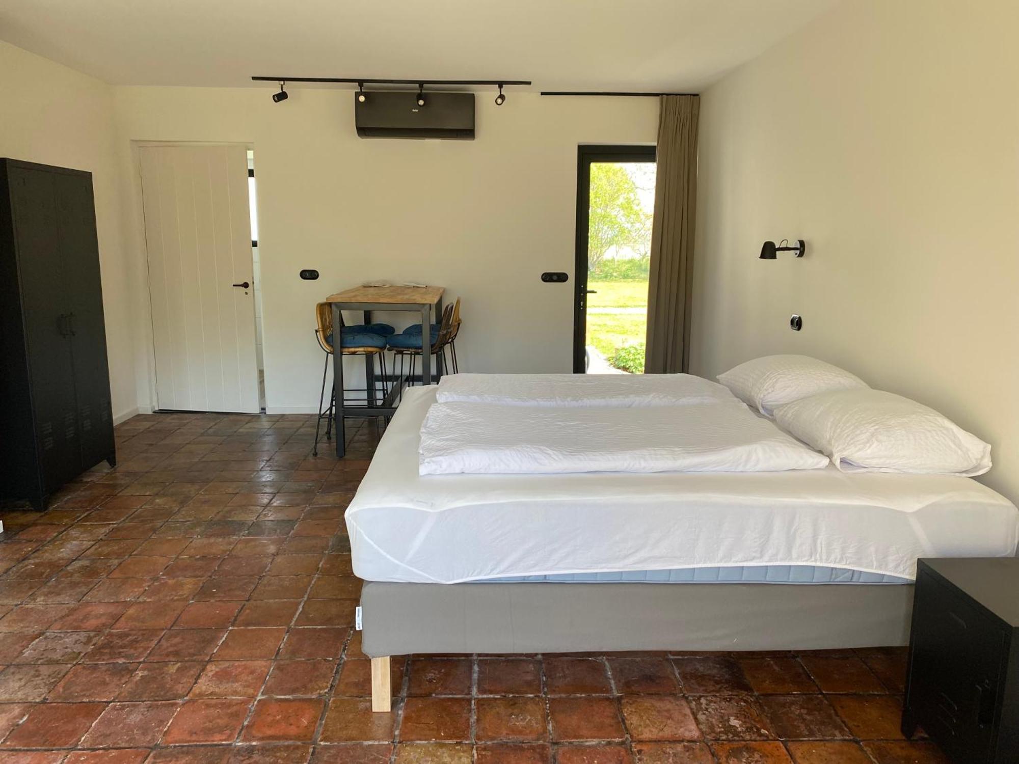 Zeeland Bed & Breakfast 2*